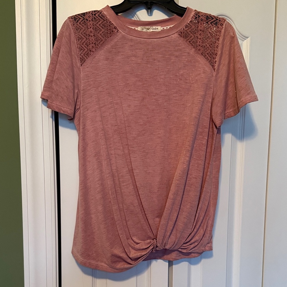 Rewind Mauve Short Sleeve Top with Lace Accents